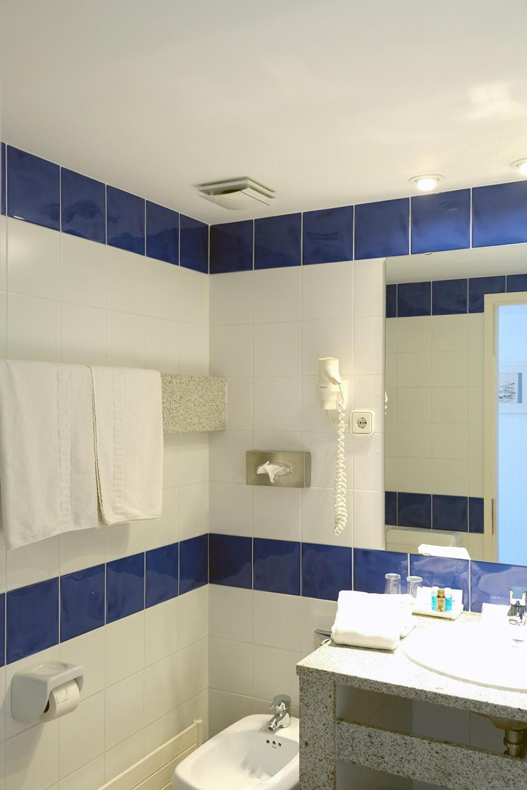 Hotel Blaumar Cadaques By Fimedhotels (Adults Only) المظهر الخارجي الصورة